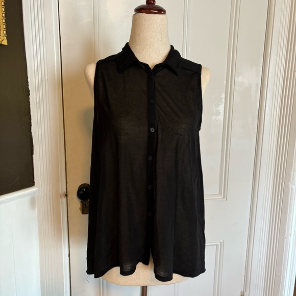 H&M Black Sleeveless Button-Down Shirt, sheer, size 4, excellent condition - Picture 1 of 5